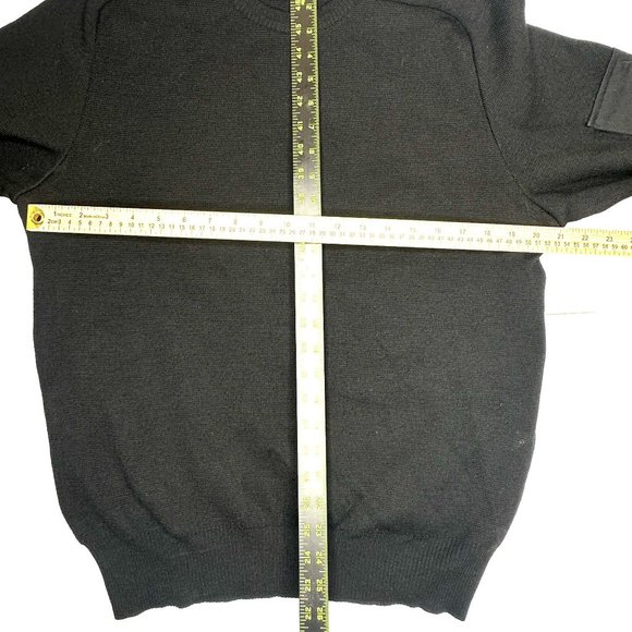MEN'S SWEATER - SIZE MEDIUM. BLACK. LONG SLEEVE. UNIQUE - Picture 5 of 6